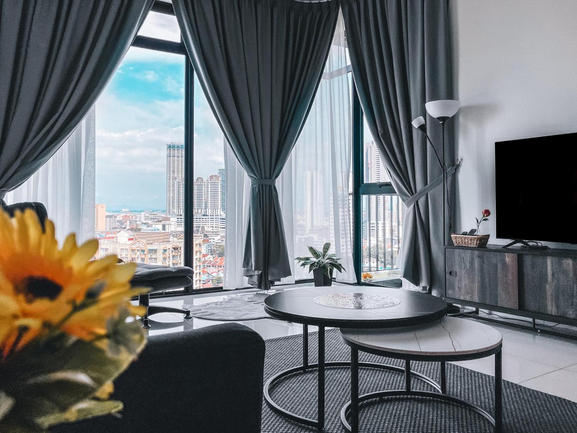 Beacon Executive Suites George Town Room photo